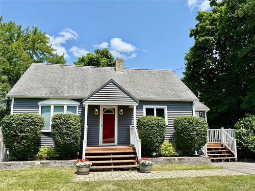 1906 Route 300, Newburgh, NY, 12550-8962 | Card Image