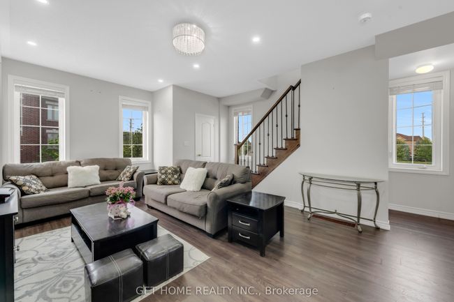 21 Rabbit Run Way, House attached with 3 bedrooms, 3 bathrooms and 1 parking in Brampton ON | Image 14