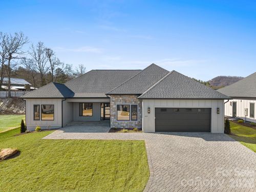 80-429 Big Hill Dr, Arden, NC, 28704-1569 | Card Image