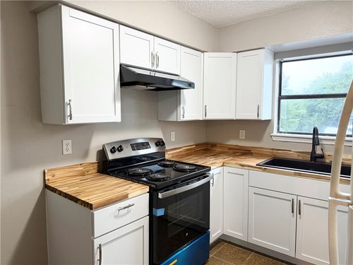 b-207 Ne White Oak Drive, Gravette, AR, 72736 | Card Image