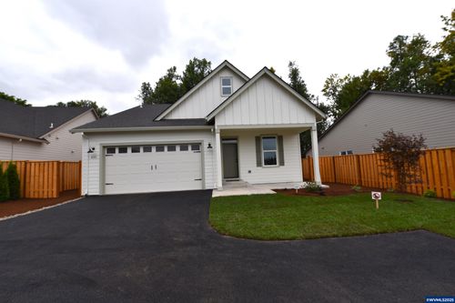 855 Oakleaf Wy, Silverton, OR, 97381 | Card Image