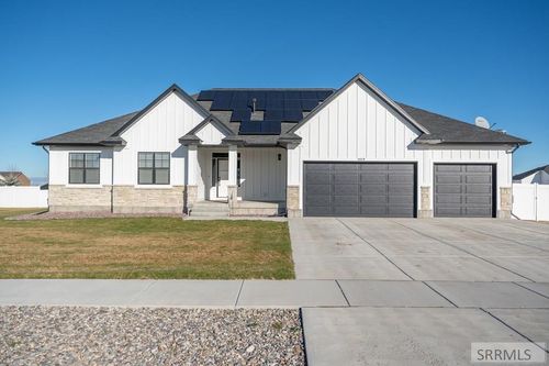 3689 E Autumn Heights Dr, Rigby, ID, 83442-5476 | Card Image