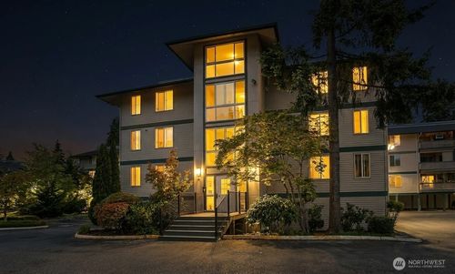 apt-b119-5630 200th St Sw, Lynnwood, WA, 98036-6533 | Card Image