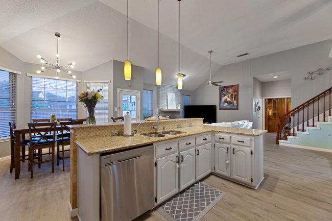 2100 Rheims Dr, House other with 4 bedrooms, 4 bathrooms and null parking in Carrollton TX | Image 16