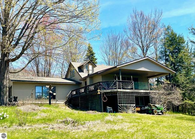 9690 Lake St, House other with 4 bedrooms, 2 bathrooms and null parking in Ellsworth MI | Image 5