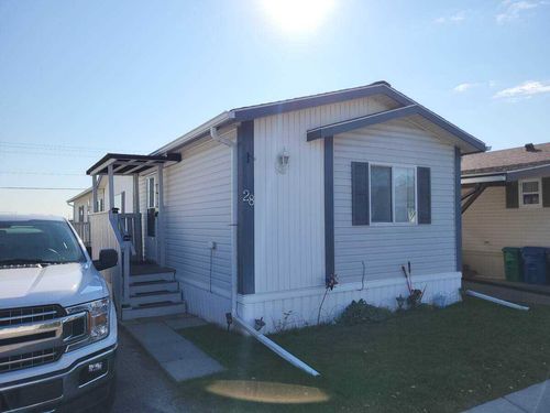 28 - 1101 84th Street Ne, Home with 3 bedrooms, 2 bathrooms and 2 parking in Calgary AB | Card Image