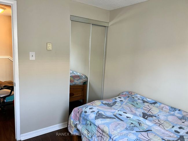 13 Grasspoint Sq, House other with 3 bedrooms, 2 bathrooms and 3 parking in Brampton ON | Image 26