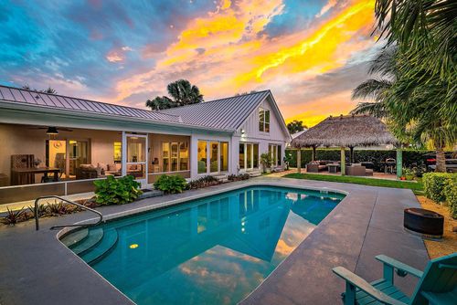 19 Leeward Cir, Tequesta, FL, 33469-2023 | Card Image