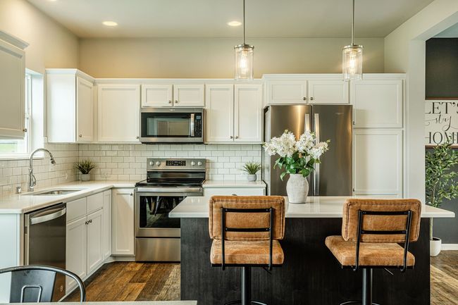 6111 E Red Oak Trail, House other with 3 bedrooms, 3 bathrooms and null parking in MCFARLAND WI | Image 7