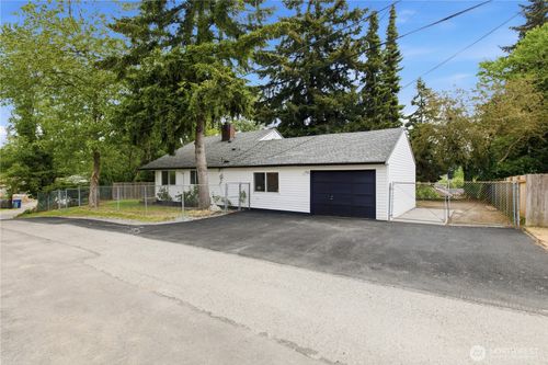 14418 26th Ct S, SeaTac, WA, 98168-3877 | Card Image