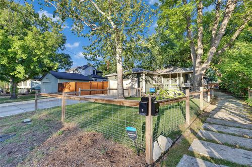 b-4607 Evans Ave, Austin, TX, 78751-3208 | Card Image