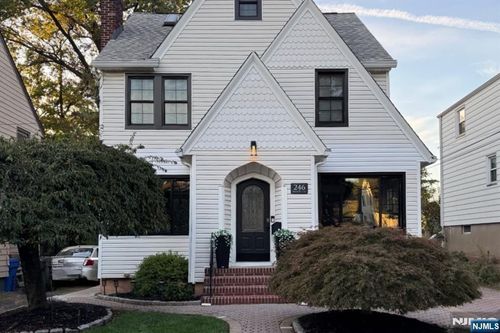 246 Springfield Ave, Rutherford, NJ, 07070-1932 | Card Image
