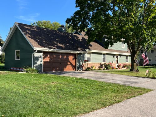 1637358 Bay Lane Dr, Muskego, WI, 53150-9721 | Card Image