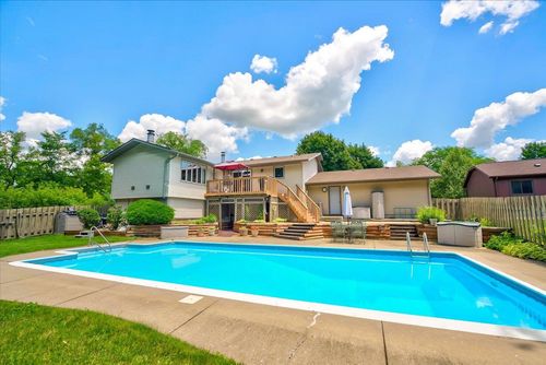 6 Stacy Lane, Madison, WI, 53716 | Card Image
