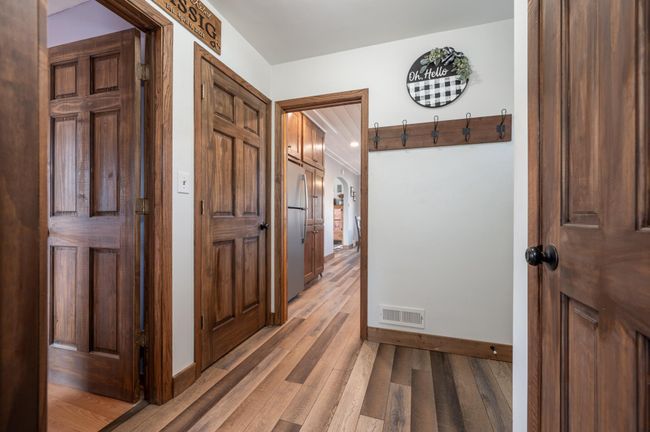 Back Entry to Kitchen | Image 21