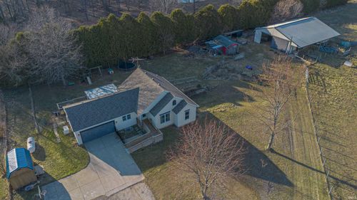 5229 E 50 N, Laporte, IN, 46350-9104 | Card Image