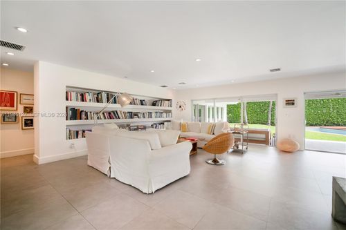 861 Harbor Dr, Key Biscayne, FL, 33149-1746 | Card Image