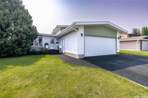 50 Manitou Court, Saskatoon, SK, S7K5G3 | Card Image