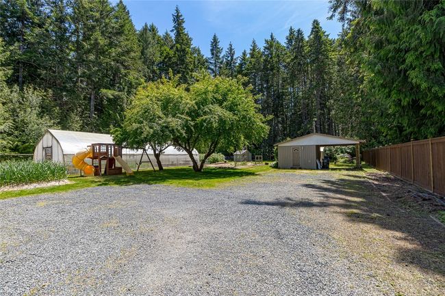 2380 Fowler Rd, House other with 3 bedrooms, 2 bathrooms and 8 parking in Qualicum Beach BC | Image 9