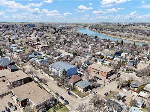 304-252 4 St Se, Medicine Hat, AB, T1A0K1 | Card Image