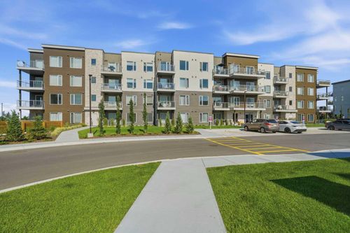 109-700 Shawnee Sq Sw, Calgary, AB, T2Y0Z6 | Card Image