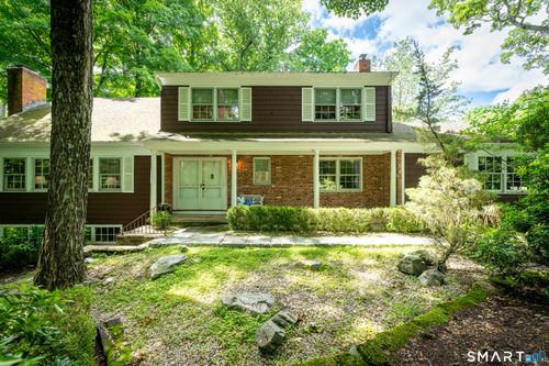 20 Round Hill Dr, Stamford, CT, 06903-1516 | Card Image
