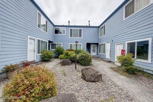 3-870 S Holladay Dr, Seaside, OR, 97138-6648 | Card Image
