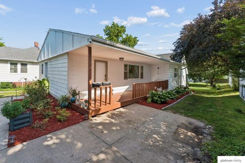 6006 Woolworth Avenue, Omaha, NE, 68106 | Card Image