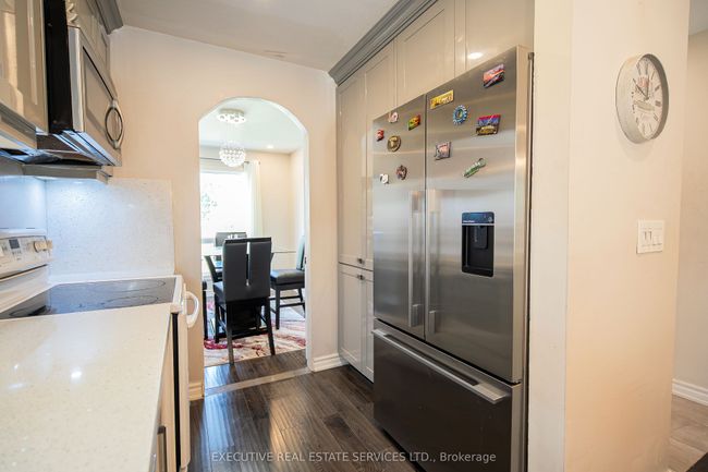 4 Simmons Blvd, House other with 5 bedrooms, 4 bathrooms and 3 parking in Brampton ON | Image 9