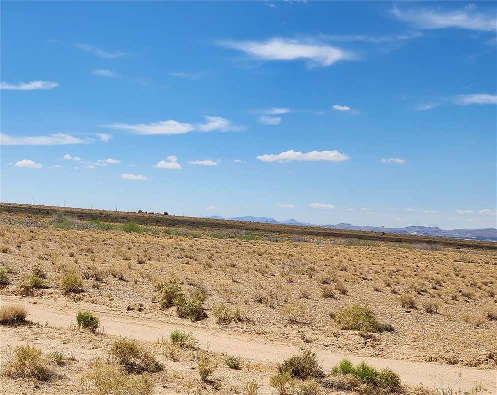 Land in Kingman 3