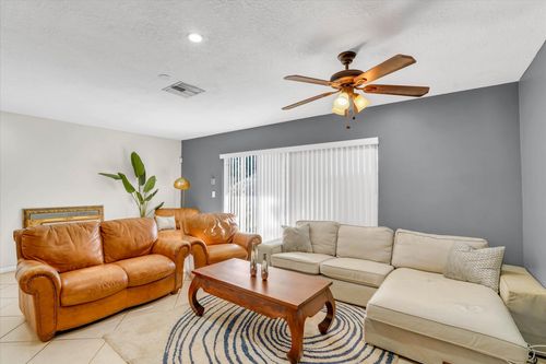 7357-7357 Nw 34th St, Lauderhill, FL, 33319-4962 | Card Image