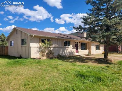 520 N Park Drive, House other with 3 bedrooms, 2 bathrooms and null parking in Woodland Park CO | Image 2