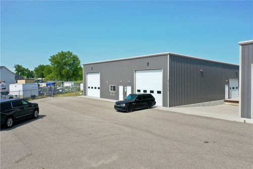 6875 King Ave W, Billings, MT, 59106-2680 | Card Image
