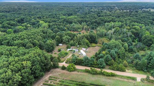 305 55th St, Grand Junction, MI, 49056 | Card Image