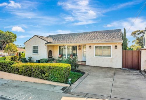 4704 Austin Dr, San Diego, CA, 92115-3553 | Card Image