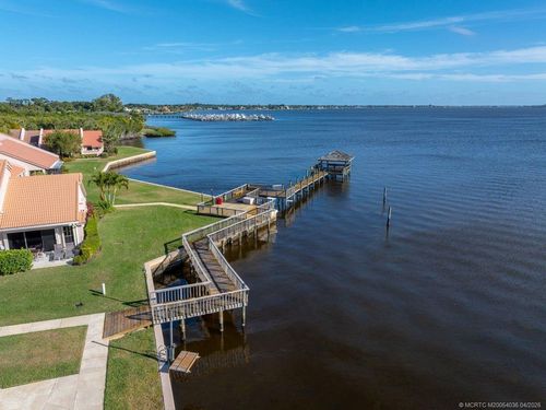 3307 Se Sandpiper Cir, Port St Lucie, FL, 34952-6101 | Card Image
