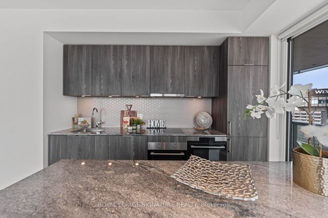 3305 - 15 Queens Quay E, Condo with 3 bedrooms, 2 bathrooms and 1 parking in Toronto ON | Image 22