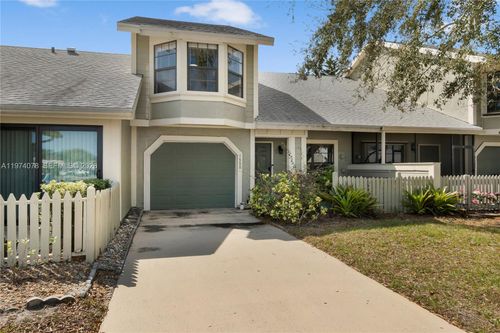 1550 Se Dewberry Ct, Port St Lucie, FL, 34952-4288 | Card Image