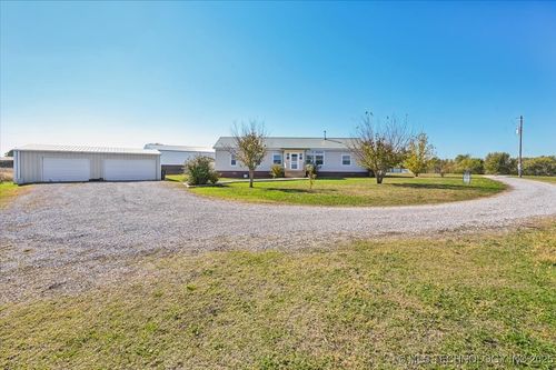 18307 N 97th East Ave, Collinsville, OK, 74021-6025 | Card Image