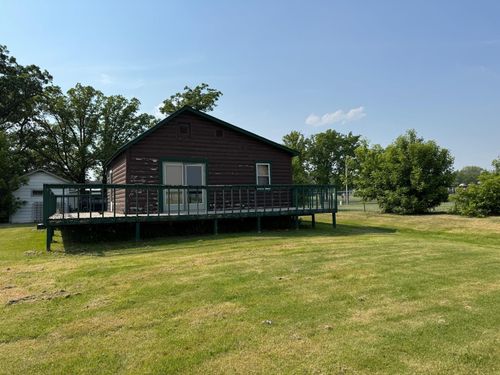109 E Lokken Ave, Badger, MN, 56714-4145 | Card Image