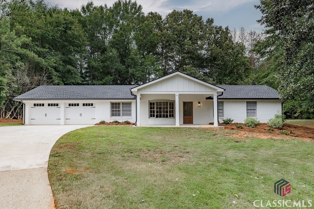 Travis Dr, Watkinsville, GA 30677