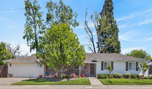 2026 Mission Ave, Carmichael, CA, 95608-5672 | Card Image