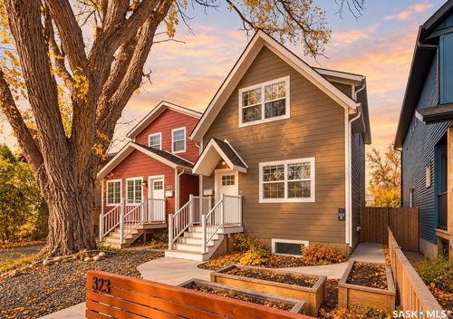 323 1st Street E, Saskatoon, SK, S7H1S1 | Card Image