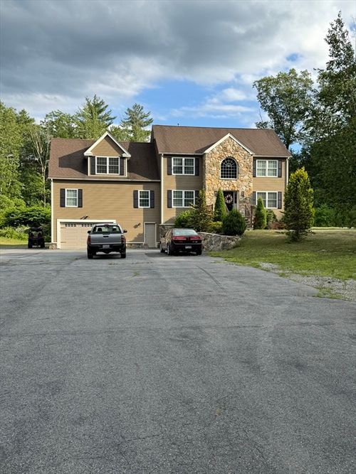 7 Coopers Grove Rd, Kingston, NH, 03848-3339 | Card Image