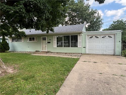 4 E Columbia St, Danville, IL, 61832-2445 | Card Image