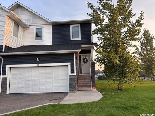 11-510 Kloppenburg Cres, Saskatoon, SK, S7W0X8 | Card Image