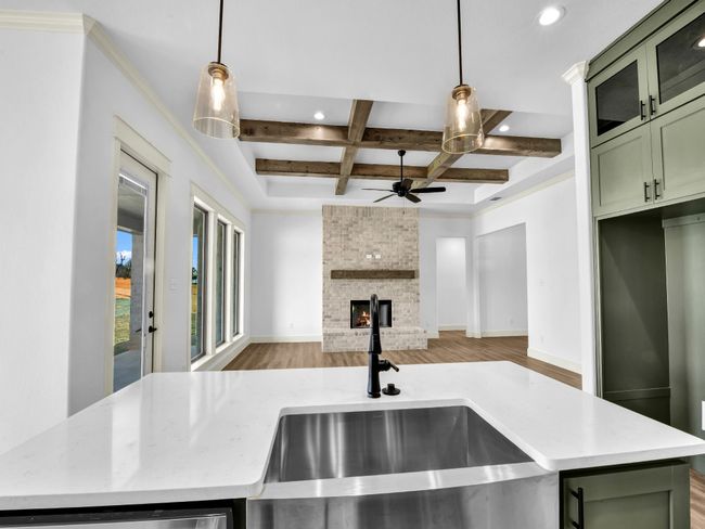 10016 Valley Oak Ct, House other with 5 bedrooms, 2 bathrooms and null parking in Springtown TX | Image 11