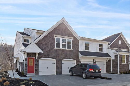 6-300-4728 Bentwood Hills Dr, Wilder, KY, 41071-8892 | Card Image