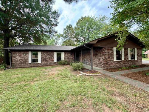 1909 Creekwood Dr, Conway, AR, 72032-2507 | Card Image