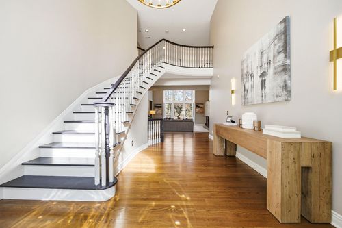 4876 Paddington Way, Powell, OH, 43065-8770 | Card Image